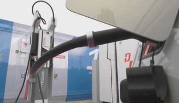 ÚVO preverí súťaž o nabíjacie stanice na diaľničných odpočívadlách