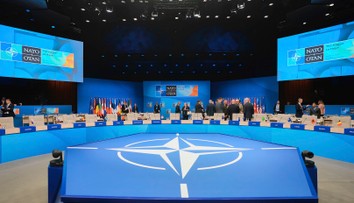 Prelomový rok pre NATO: Obranné výdavky dosiahnu nový rekord