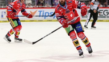 VIDEO: Slovenská párty v českej extralige: Kelemen a nechytateľný Čerešňák skórovali, postup majú takmer vybavený