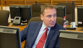 Brecely: Slovensko má stále problémy s eurofondmi, môže to nahrať kotlebovcom