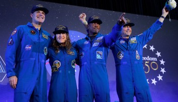 Desať dní v kapsule veľkej ako SUV. Posádka misie Artemis porozprávala, aké to tam bolo