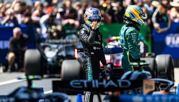 Čína hlási premiérového šampióna v seriáli F1, dominoval Mercedes. Hamilton s prvým pódiom vo Ferrari