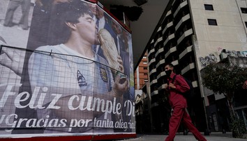 Maradonu hospitalizovali s príznakmi depresie