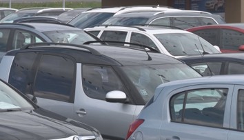 Na Slovensku sú státisíce nepoistených áut. Chystá sa hromadné vyradenie z evidencie aj automatizované kontroly