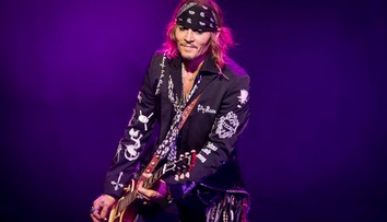 Koncert v Banskej Bystrici mali zrušiť kvôli Johnnymu Deppovi. Skupina Hollywood Vampires čelí žalobe