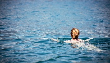 Obľúbené jazero v Taliansku skrýva hrozbu. Rybári hlásia výskyt dravých rýb