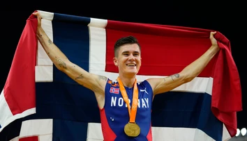 Na cieľovej šachovnici to bolo doslova o chlp, prvých dvoch delilo 14 stotín. Zlato na 5000 m obhájil Nór