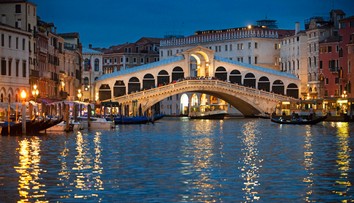 Poplatok 10 eur za vstup do mesta. Známa európska destinácia sprísňuje pravidlá