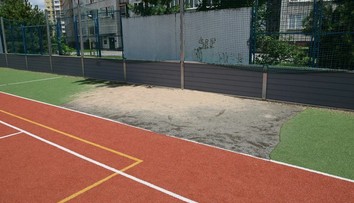 Kuriózna krádež v Košiciach: Z ihriska niekto ukradol kus trávnika