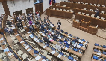 Nový volebný prieskum: PS zvýšilo náskok pred Smerom, SNS by zostala pred bránami parlamentu