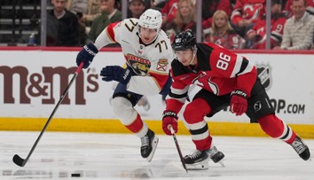 VIDEO: New Jersey oslavovalo výhru nad obhajcom Stanley Cupu. Šimon Nemec prihrával na víťazný gól