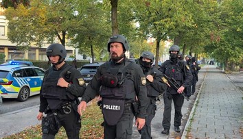 Veľká záchranná akcia v Nemecku: Mníchov je otrasený požiarom a streľbou