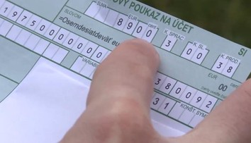 Pasca na živnostníkov. Prišiel vám šek s nemalým poplatkom? Určite ho neplaťte