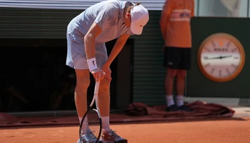 Senzácia na Roland Garros. Sinner nevyužil obrovský náskok a končí už v 2. kole