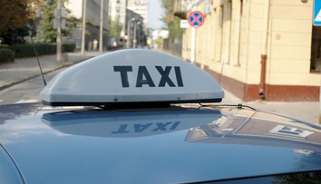 Za tri kilometre jazdy si vodič v Bratislave vypýtal 45 eur. Nič neporušil, reaguje asociácia taxikárov
