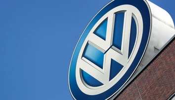 Veľká rana pre Volkswagen. Majiteľom áut s upraveným softvérom musí vyplatiť odškodné