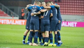 Svetovým lídrom FIFA je stále Belgicko, Slováci si polepšili