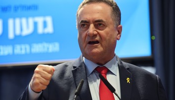 Izrael pohrozil Hamasu obnovením bojov, ak neodovzdá všetky telá rukojemníkov