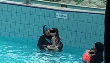 Zahalené moslimky v pražskom aquaparku poriadne nahnevali Čechov: Vedenie ich bráni