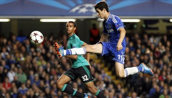 U bývalého hráča Chelsea sa objavili náhle problémy so srdcom. Oscara po čase prepustili z nemocnice