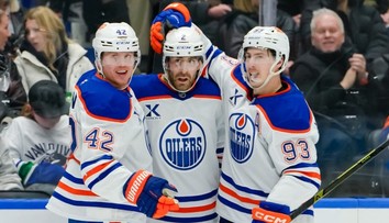 St. Louis s Dvorským odišlo z Edmontonu s debaklom. Detroit uspel po predĺžení