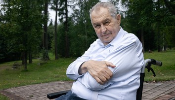Exprezidenta Zemana opäť hospitalizovali, k jeho zdravotnému stavu sa vyjadrí rodina