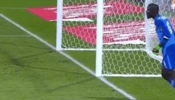 VIDEO: Toto je najbizarnejšie zdržovanie hry, aké ste kedy videli