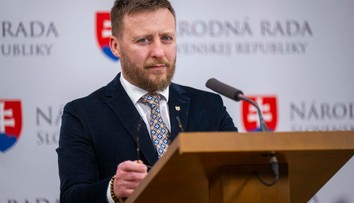 Kotlár chce pre novú analýzu vakcín zvolať bezpečnostnú radu: Ak sa ukáže, že nemám pravdu, roztrhám diplom