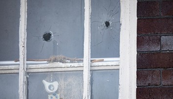 Muž strieľal na ulici v Sydney, vytipoval si náhodné autá. Zranil najmenej 20 ľudí