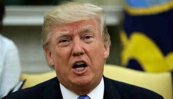 Trump pochválil Kimovo rozhodnutie odložiť plány útoku na Guam