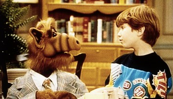 Zomrel herec zo seriálu Alf. Našli ho v rozpálenom aute, uhynul aj jeho pes