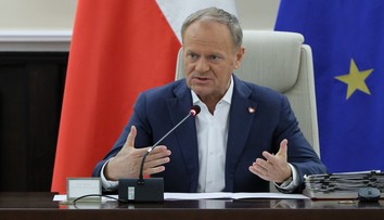 Poľsko reaguje na agresívne rusko-bieloruské vojenské manévre. O polnoci uzavrieme hranice, oznámil Tusk