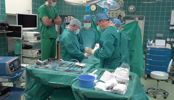 Prevratná operácia v Martine. Diabetičke pomohli zbaviť sa po 40 rokoch trápenia s inzulínom