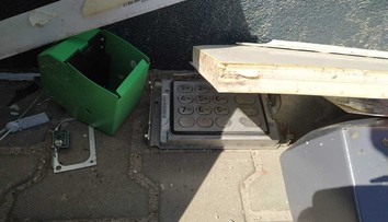 Tomášovom lietali peniaze, niekto tam vyhodil bankomat do vzduchu