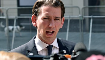 Rakúski Slobodní nepresadili v parlamente vstup Rakúska do V4