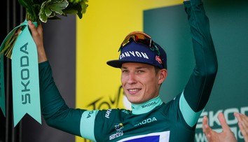 Sprievodné motorky zásadne ovplyvnili Tour: Rozhodli aspoň v dvoch etapách, tvrdí zelený dres