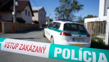 Zo Staškova prišli najhoršie správy. Jedna učiteľka po útoku nožom zomrela, dieťa je v kritickom stave