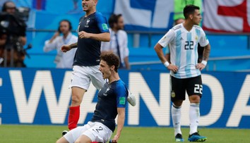 VIDEO: Gól šampionátu. Tento zásah Francúza prevalcuje internet