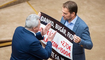 Matovič sa musí ospravedlniť poslancovi Marčekovi