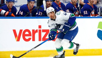 VIDEO: Florida v závere predviedla skvelý obrat. Vancouver sa mohol oprieť o hetrikového hrdinu