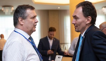 Dárius Rusnák sa tesne pred hlasovaním vzdal kandidatúry na post prezidenta SZĽH