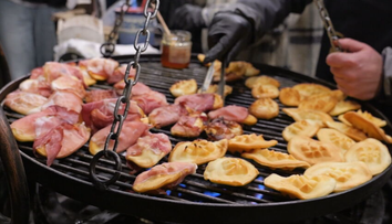 Zo Slovenska tam chodia plné autobusové zájazdy. Trhy v Krakove majú jedinečné čaro