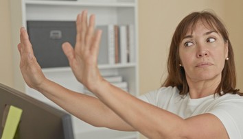 Ako ohnete palec na ruke? Jednoduchý test môže naznačiť problémy so srdcom