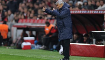 Čierny deň pre rumunský futbal. Vo veku 80 rokov zomrel legendárny tréner Mircea Lucescu