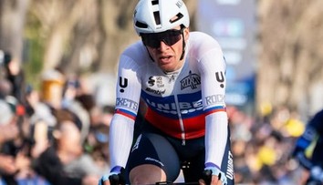 Fenomenálny Kubiš odrazil útoky exmajstra sveta. Môže napodobniť Saganov počin spred desiatich rokov