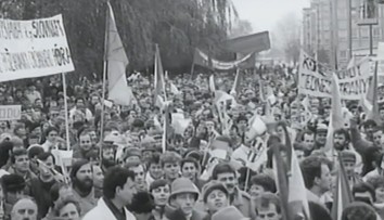 November 89 v spomienkach tých, ktorí ho zažili. Každý prežil revolúciu po svojom
