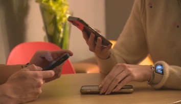 Okrem potešenia môže spôsobiť aj závislosť. Vyhľadávaná látka prináša pocit šťastia, ale aj problémy