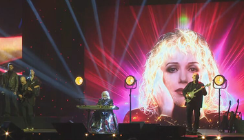 Nekorunovaná kráľovná slovenskej populárnej hudby na pódiu. Takto vyzeral vianočný koncert Mariky Gombitovej