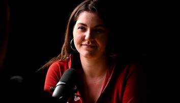 Zaujala perfektnou angličtinou aj exotickým pôvodom. Hostkou relácie Z hôr do štúdia s Tribulom bola Celeste Buckingham