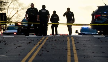 Streľba neďaleko Bieleho domu: Dvaja príslušníci Národnej gardy utrpeli vážne zranenia, Trump označil útočníka za „zviera“